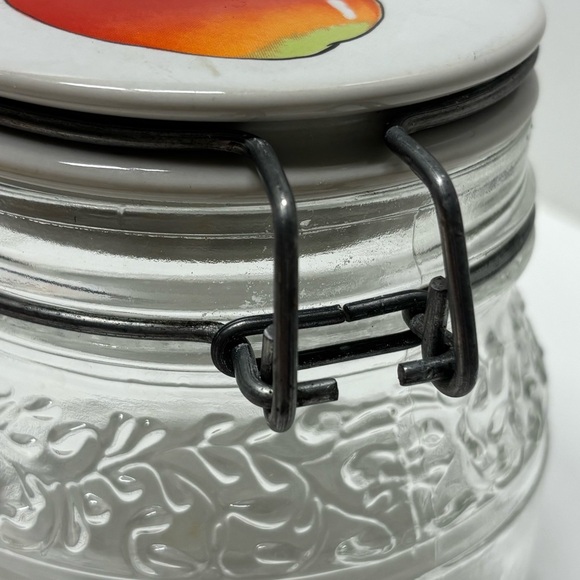 Vintage Cove clear 1/2 L bale wire canning jar with painted ceramic lid - Picture 4 of 9